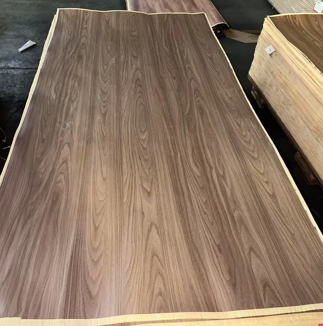 High Quality Synchronous Decorative Melamine Faced Engineered Veneer
