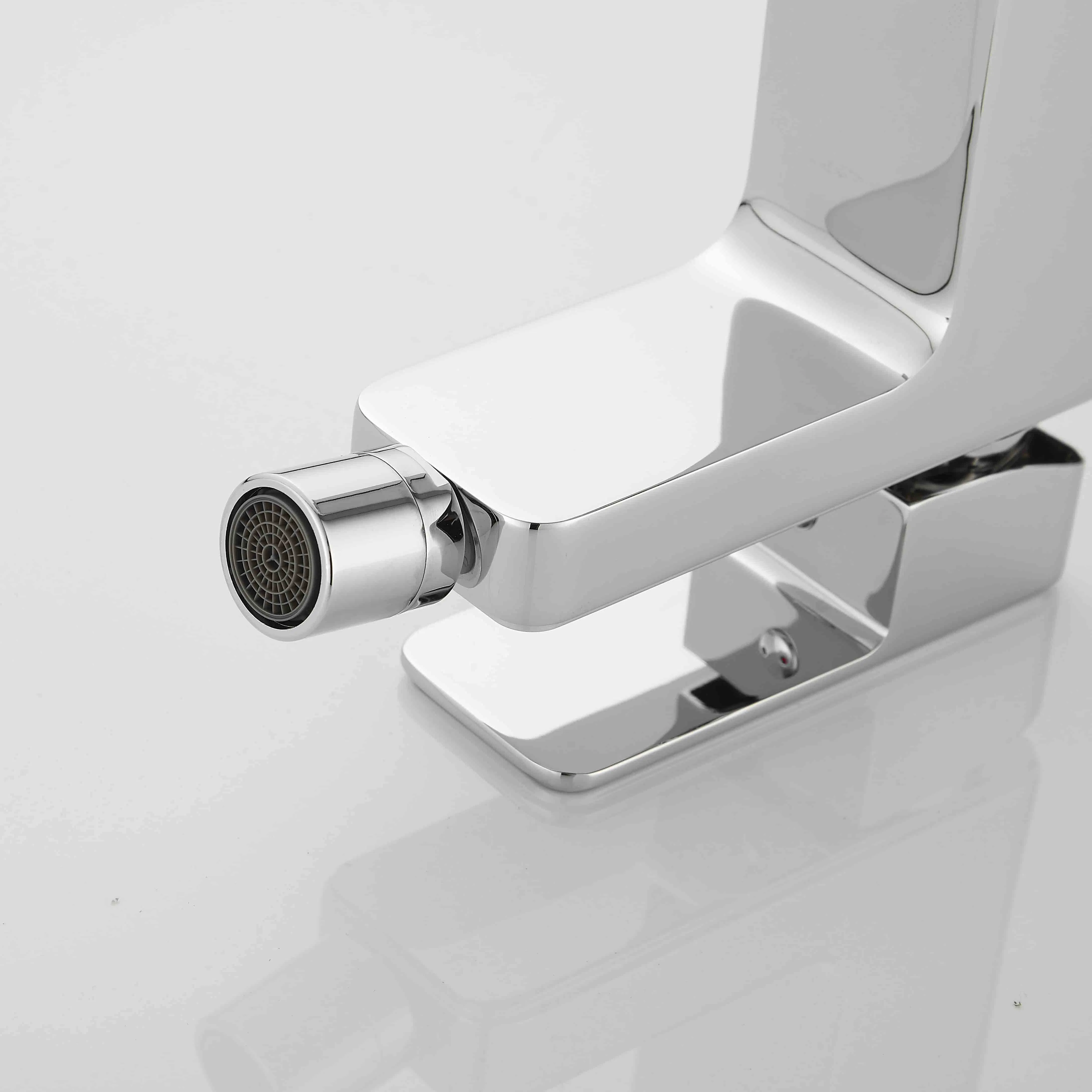 Смеситель для биде с душем, горячая и холодная вода