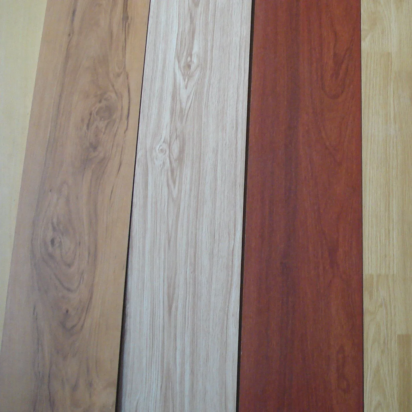 Cheap Wear Resistant Laminated Dry Back Vinyl Floor Tiles Luxury Vinyl Plank Flooring Plastic Lvp PVC Glue Down Vinyl Floor