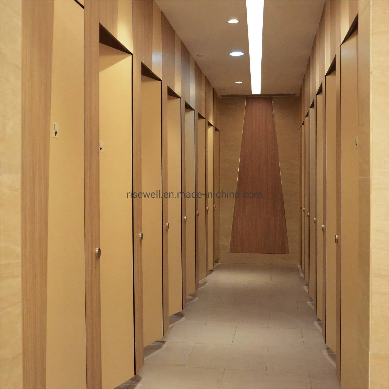 High Quality Curved Design Wavy Cabin Toilet Cubicle Partition