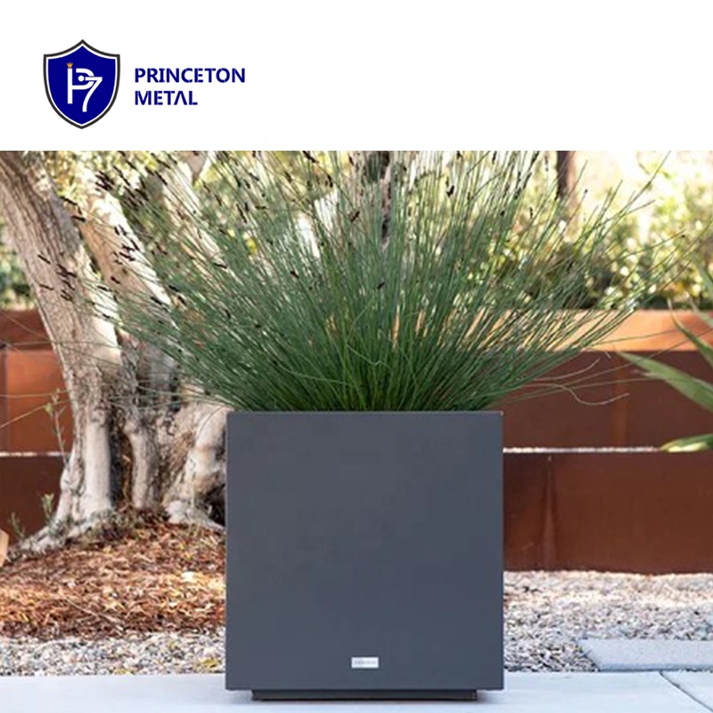 Кашпо алюминиевое квадратное уличное большое