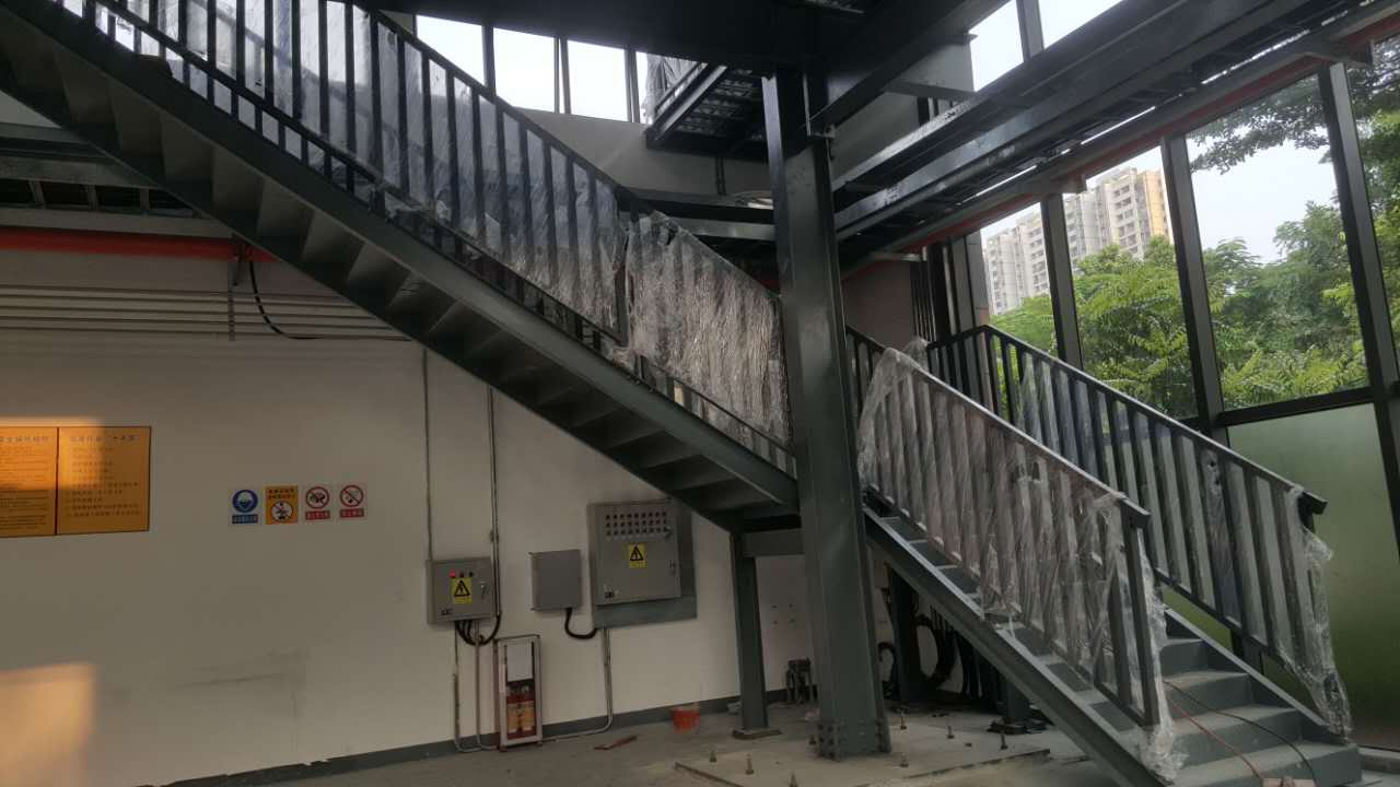Customized Design Galvanized Corrugated Roofing Sheet Large Span Building Construction Steel Structure House