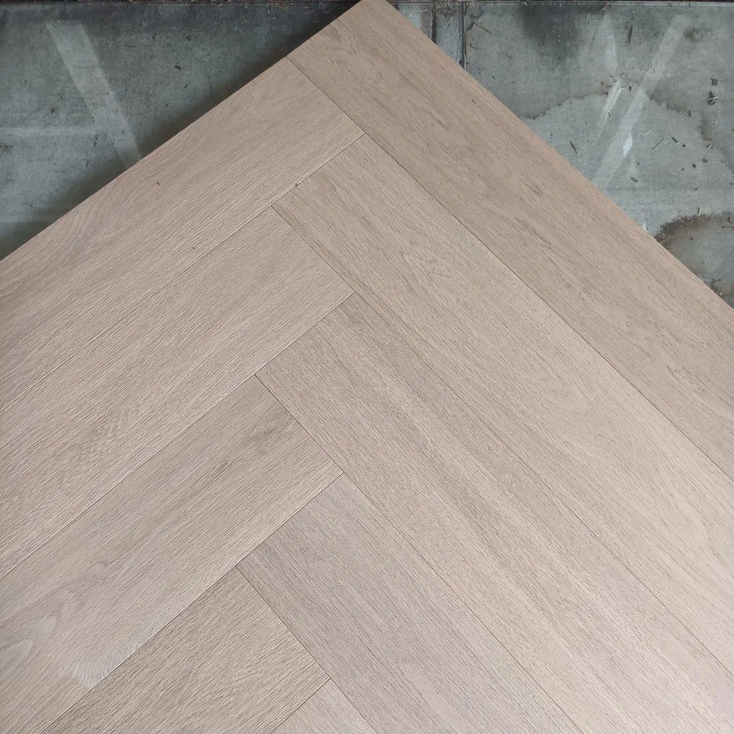 Easy Installation Ab Grade Multiply Brushed Natural White Oak Herringbone Engineered Hardwood Flooring