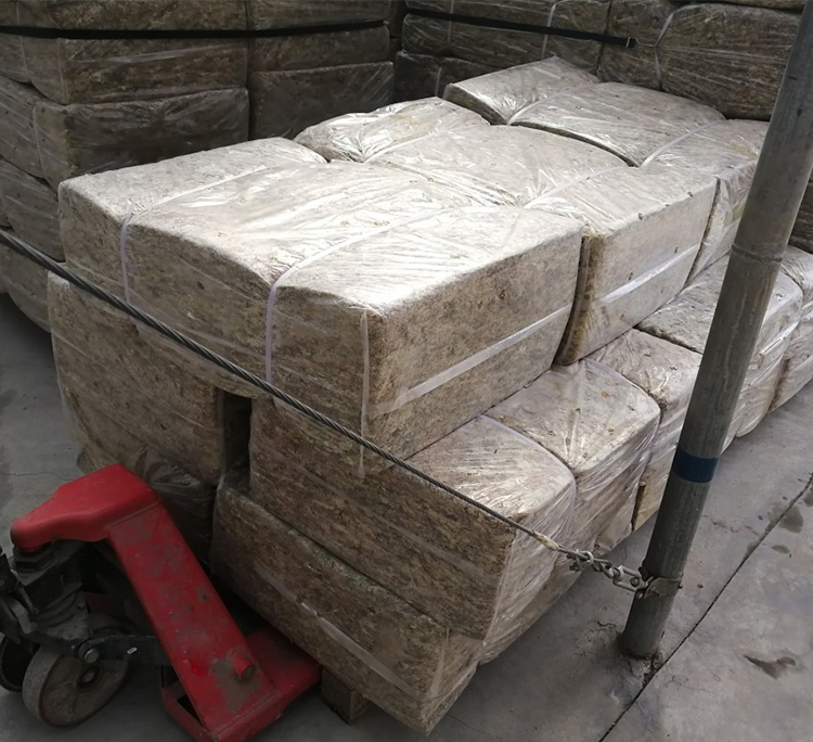 Factory Supplier 10kg/Bag Dried Sphagnum Moss for Farm Hacienda Flowers Base Potted Reduce Pests and Diseases