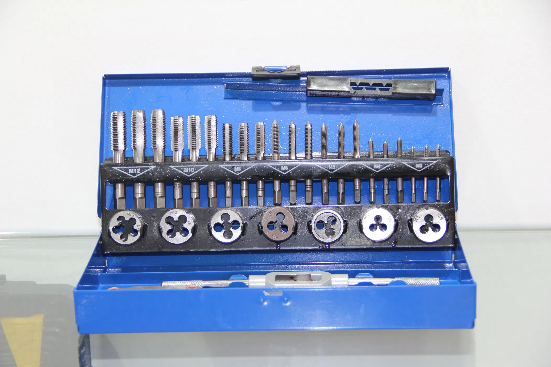32PCS Tap and Die Set Hand Tool