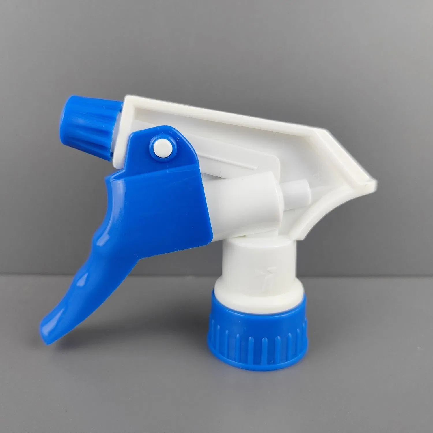 Customized Color E Strong Trigger Sprayer Hand Dispenser for Garden Spray