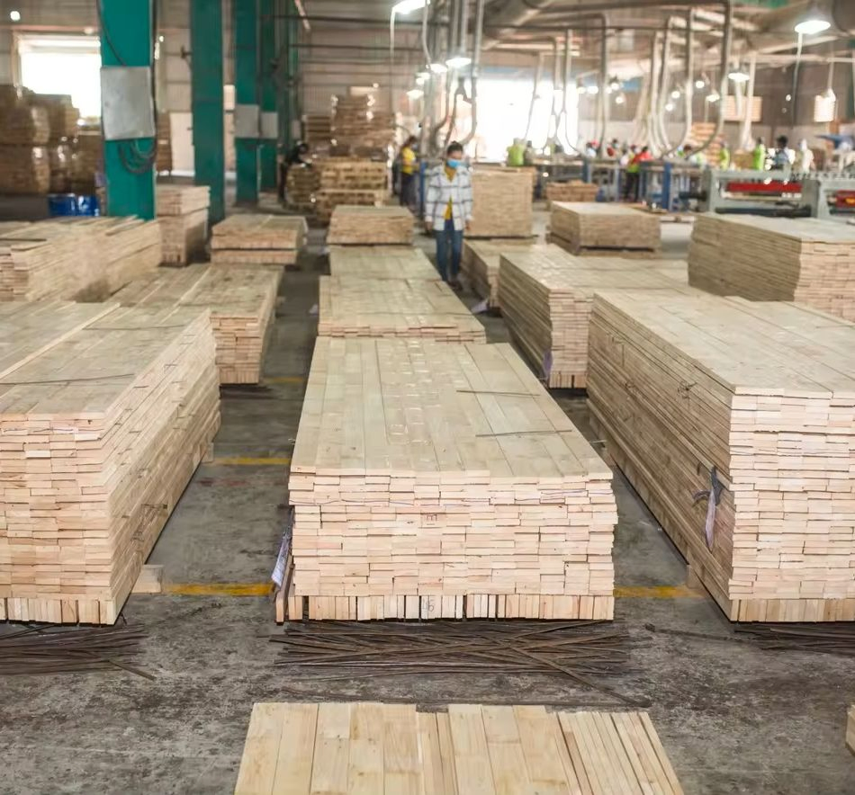New Design Manufacturer Hardwood Decoration Material Engineered Wood Wood Board 2440*1220*18mm Finger Jointed Boards
