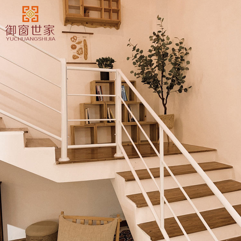 Decorative Anti Rust Outdoor Poles Panels White Aluminum Stainless Steel Railing