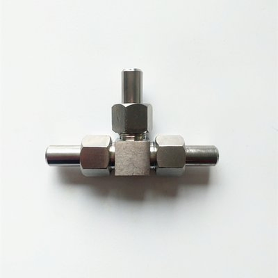 OEM 150lb Bsp / NPT Threaded Hydraulic Stainless Steel Cross