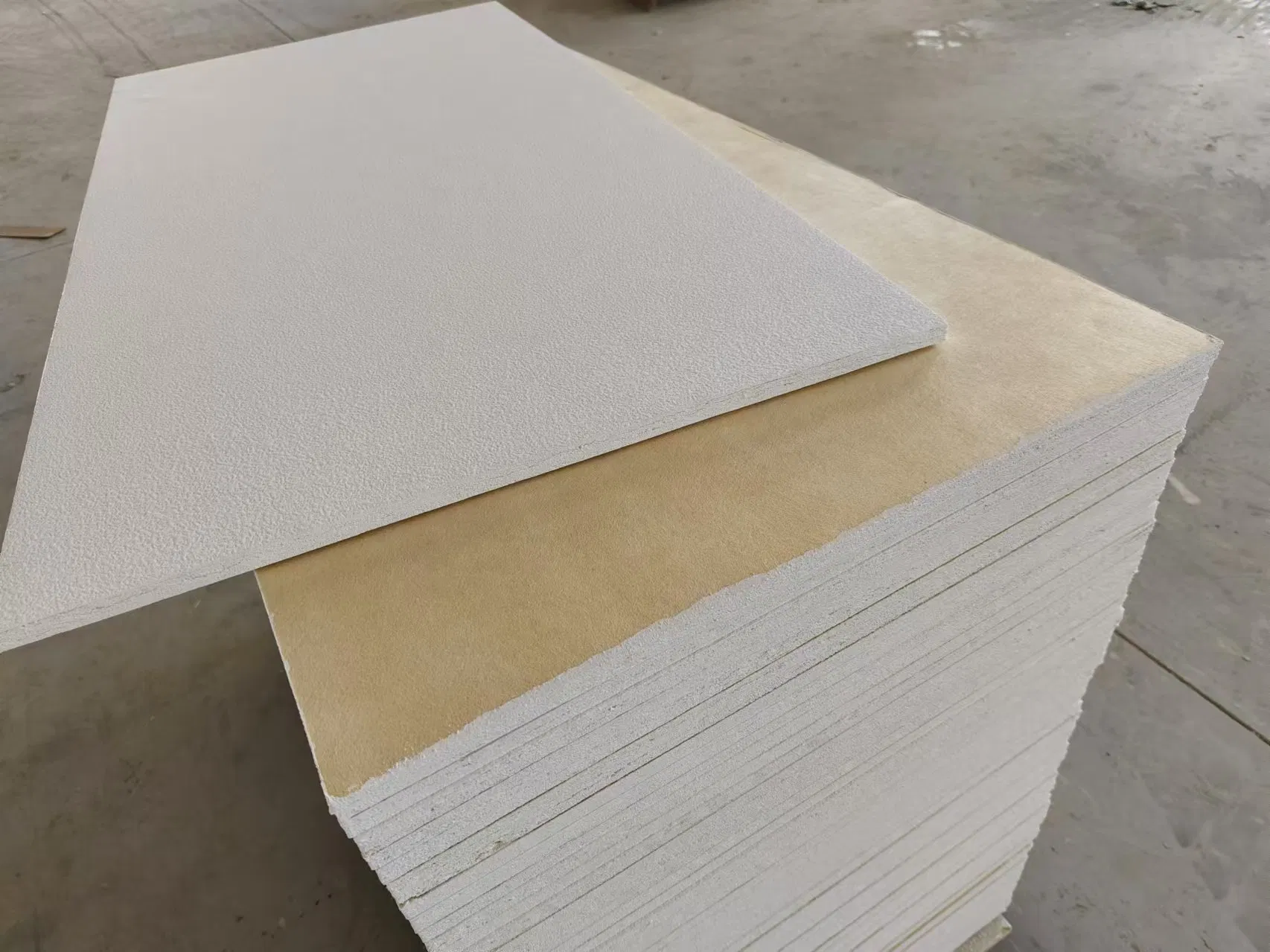 Square Edge Soundproofing Panel Ceiling Board Fiberglass Suspended Insulation Ceiling Acoustic Panels