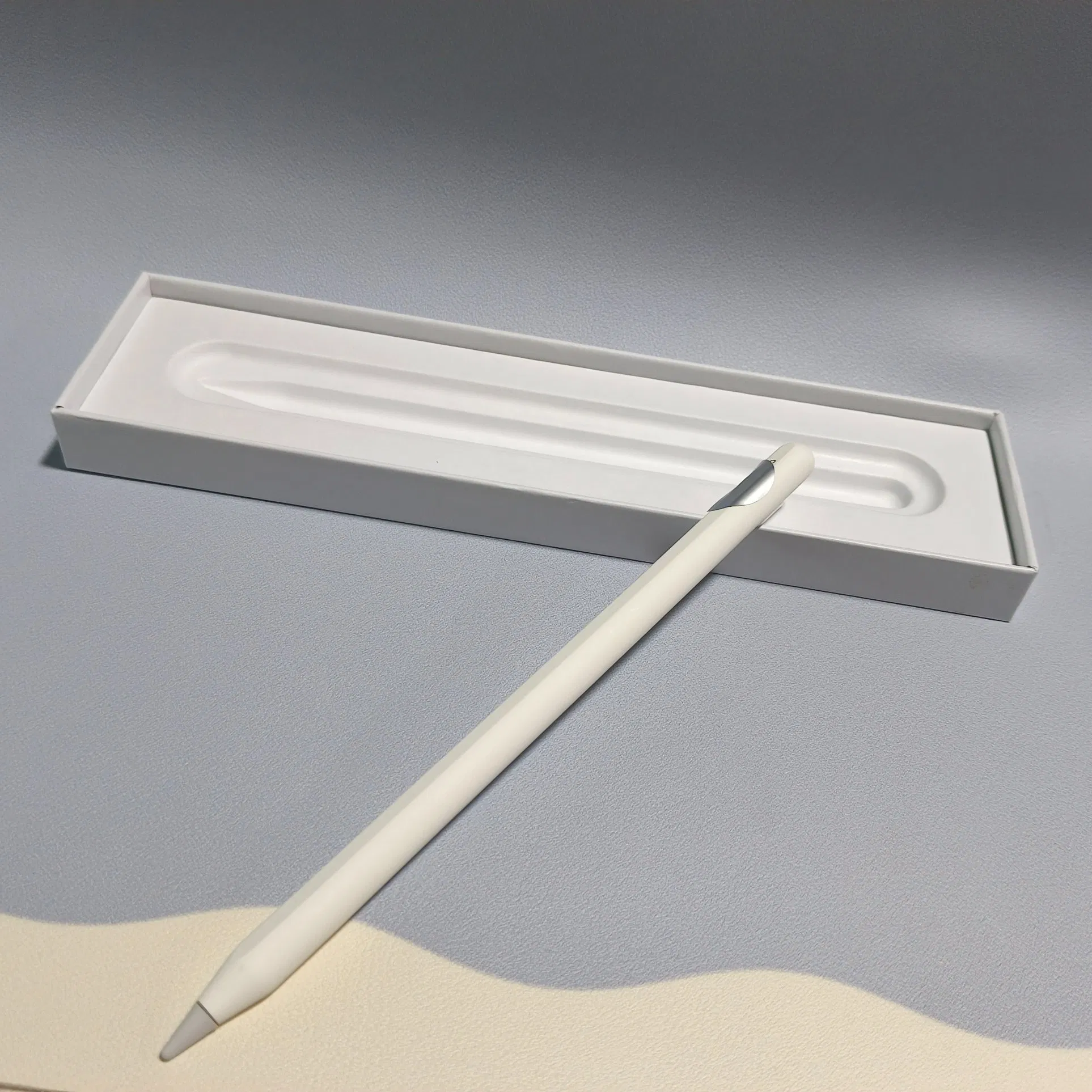 High Quality Pencil PRO Drawing Pen Writes Smoothly USB-C Charging Port Magnetic Charging Recharges Efficiently