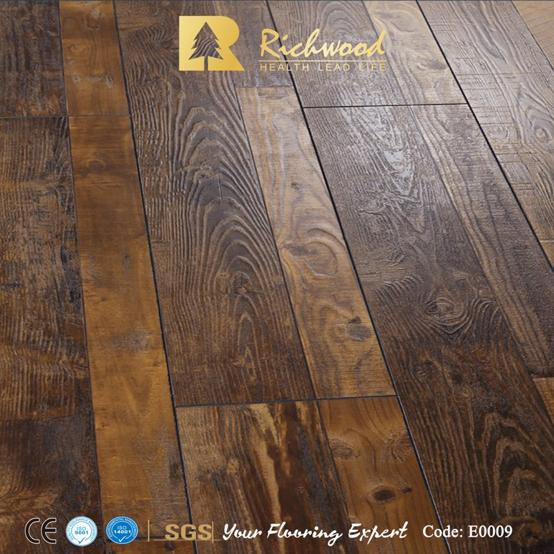 Ламинат 12.3 мм E1 HDF, дуб, водостойкий, EIR