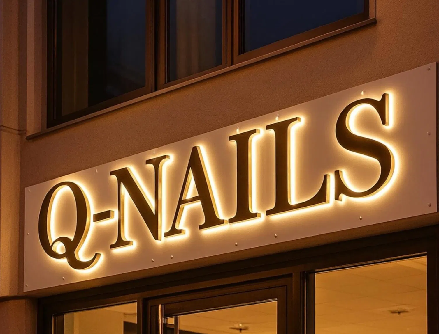 Energy-Efficient Acrylic Backlit Letters for Shops with Multi-Color Effects