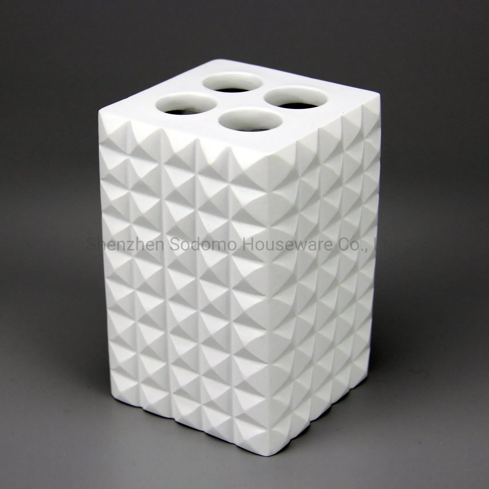 Popular Home Decoration Polyresin Toothbrush Holder (BP1422-WP)