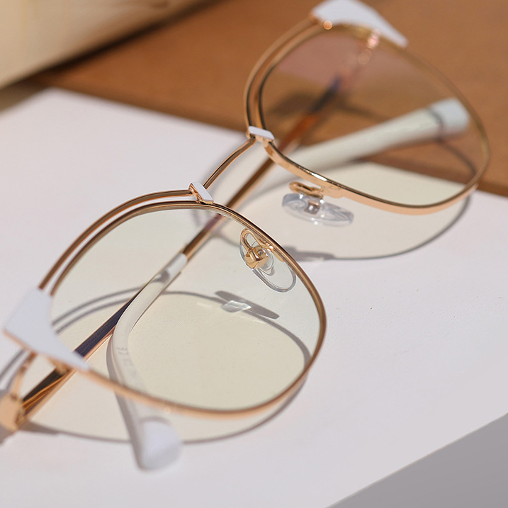 Retro Frame Women Oversized Women Top Quality Optical Glass Lens Frames Blue Light Blocking Eyewear Cat Eye Metal Glasses Frame