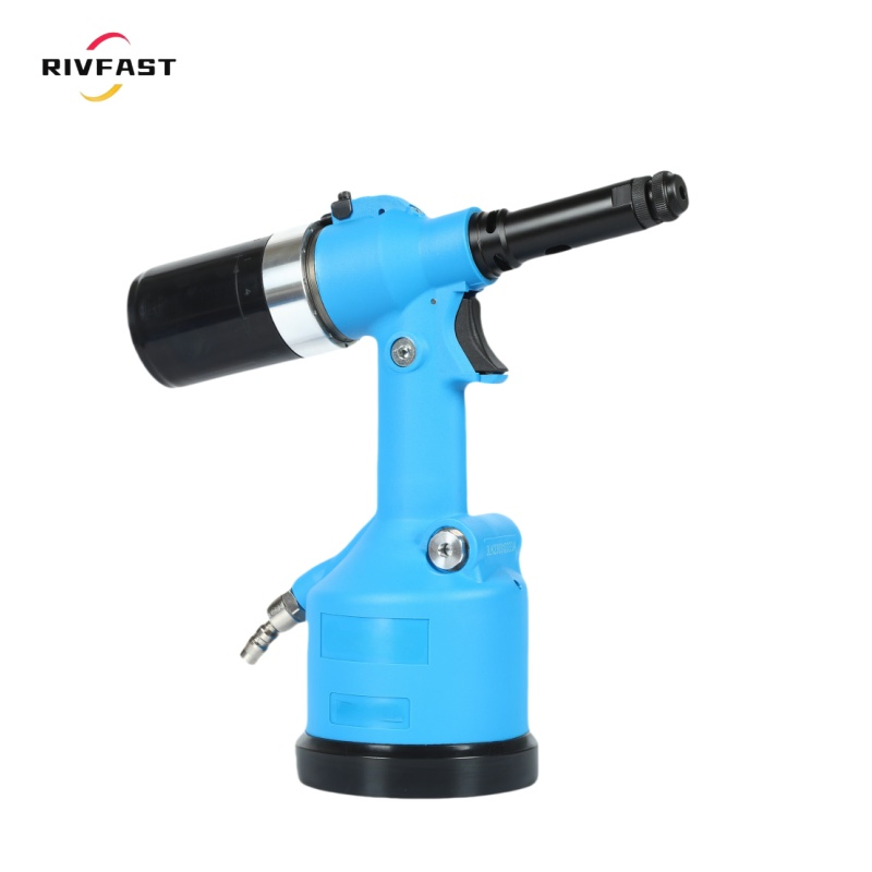 Пневматическая заклепочная машина с низким расходом воздуха