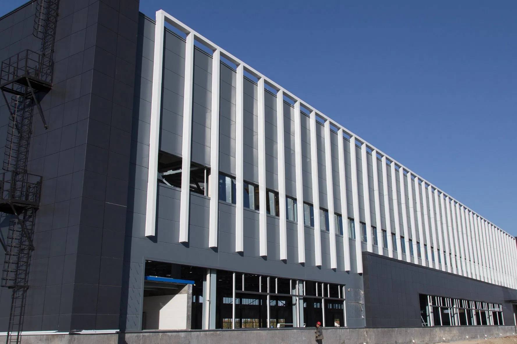 Hot Rolled Welded Steel H Beams Columns Strong Frame Warehouse Workshop for Customization