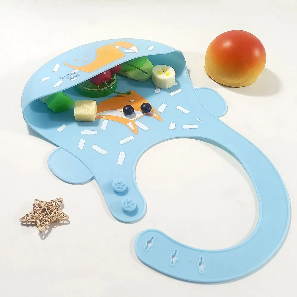 Factory Price Custom Non Toxic Waterproof Washable Baby Bib Animal Button Soft Silicone Bib