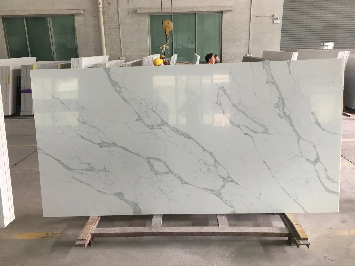 Artificial Stone polished/honed black/white/beige  calacatta sponda quartz  for interiors/indoor kitchen/bathroom countertops/vanity