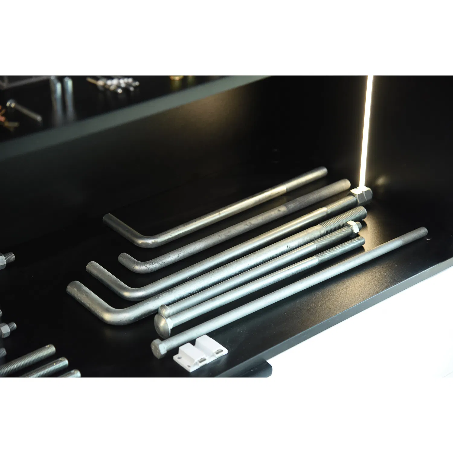 Анкерный болт Vodafast с L-образной головкой