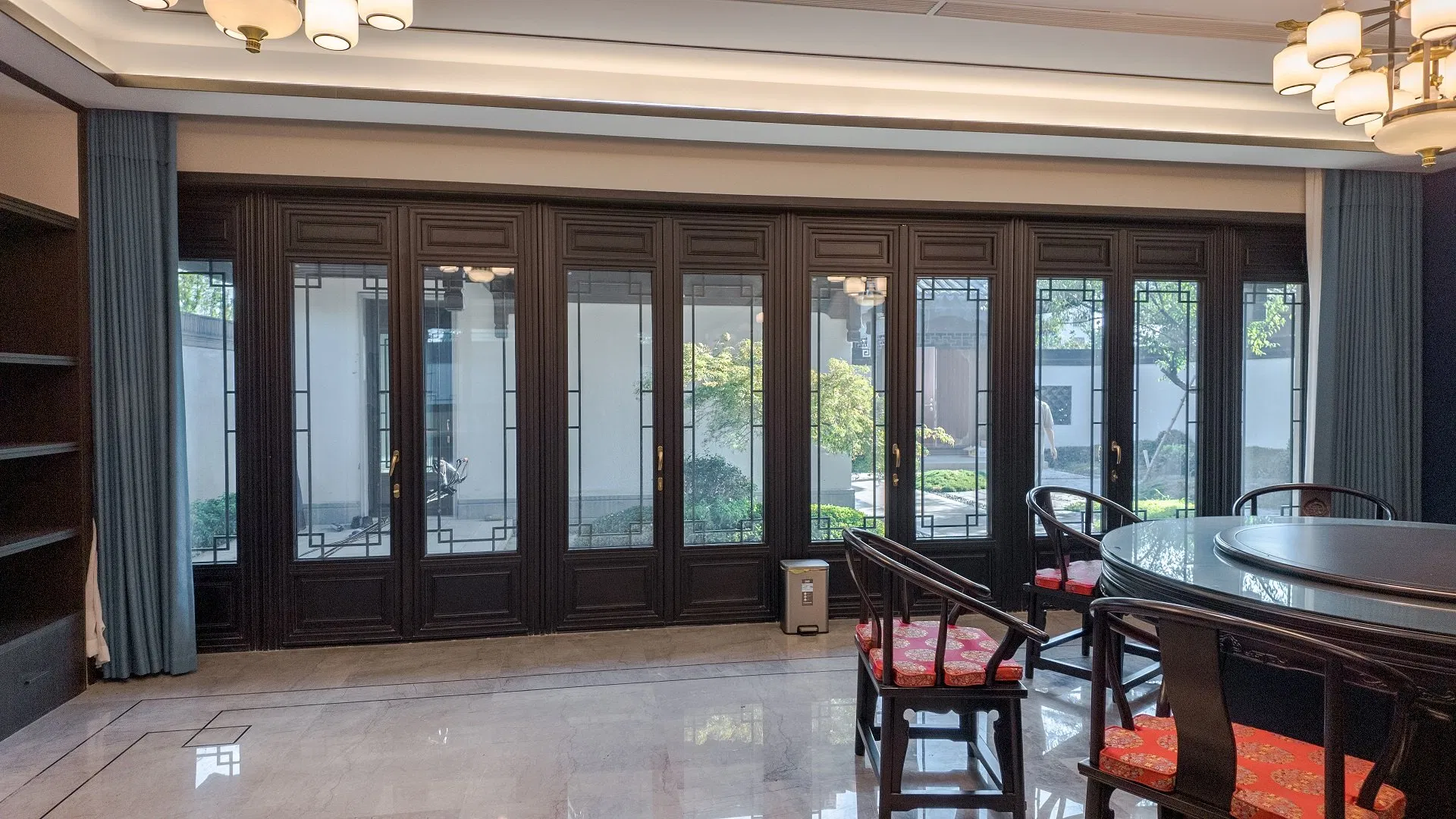 Heritage-Style Aluminum Window and Door