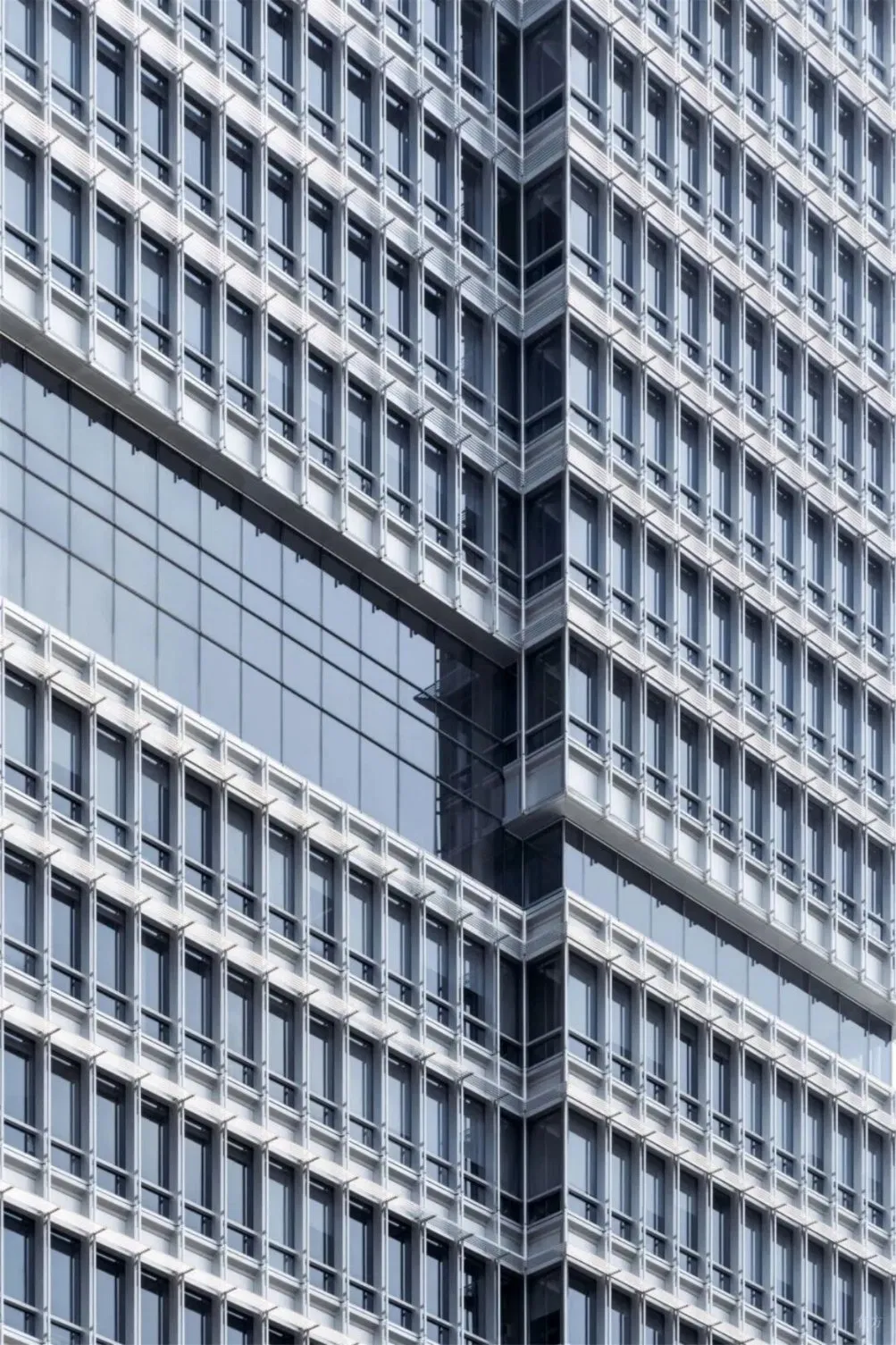 Energy-Saving High-Strength Sturdy Outstanding Steel Glass Glazing Curtain Wall