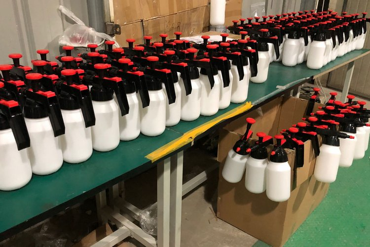 1L Heavy Duty Hydrocarbon Based Solvent Resistant Chemical Strain Remover Sprayer