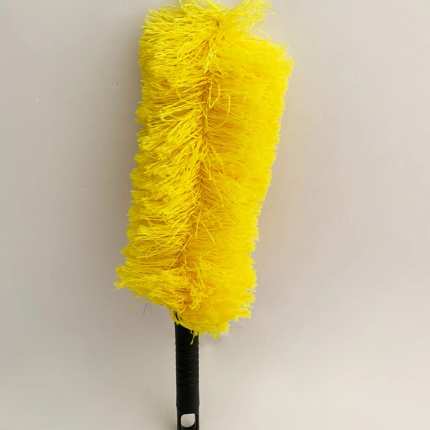 Factory Price Durable Flexible Soft Large Surface Static Fluffy Dusting Cleaner with Microfibre Duster and PP Handle for Furniture Cleaning