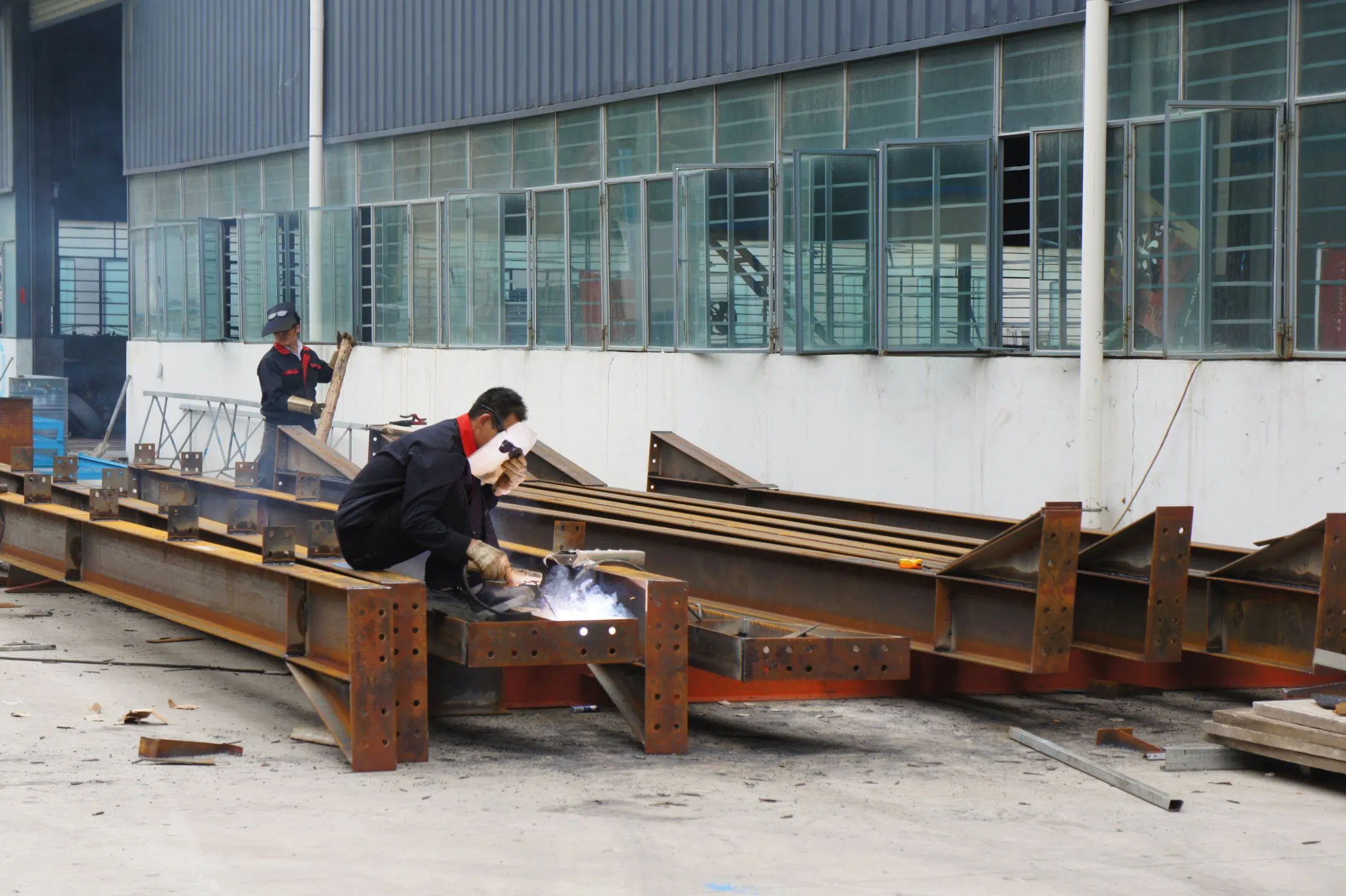 Premium Galvanized Q345b Steel Purlins for Robust Structures