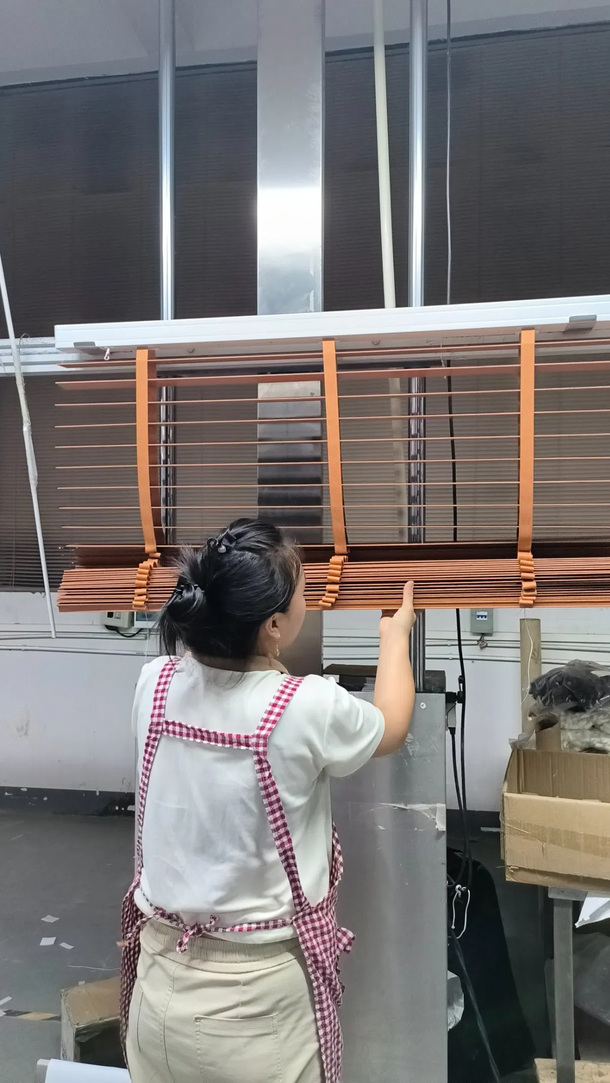 Factory Price Custom Size 2'' Classic Paulownia Basswood Blinds Wooden Venetian Blinds