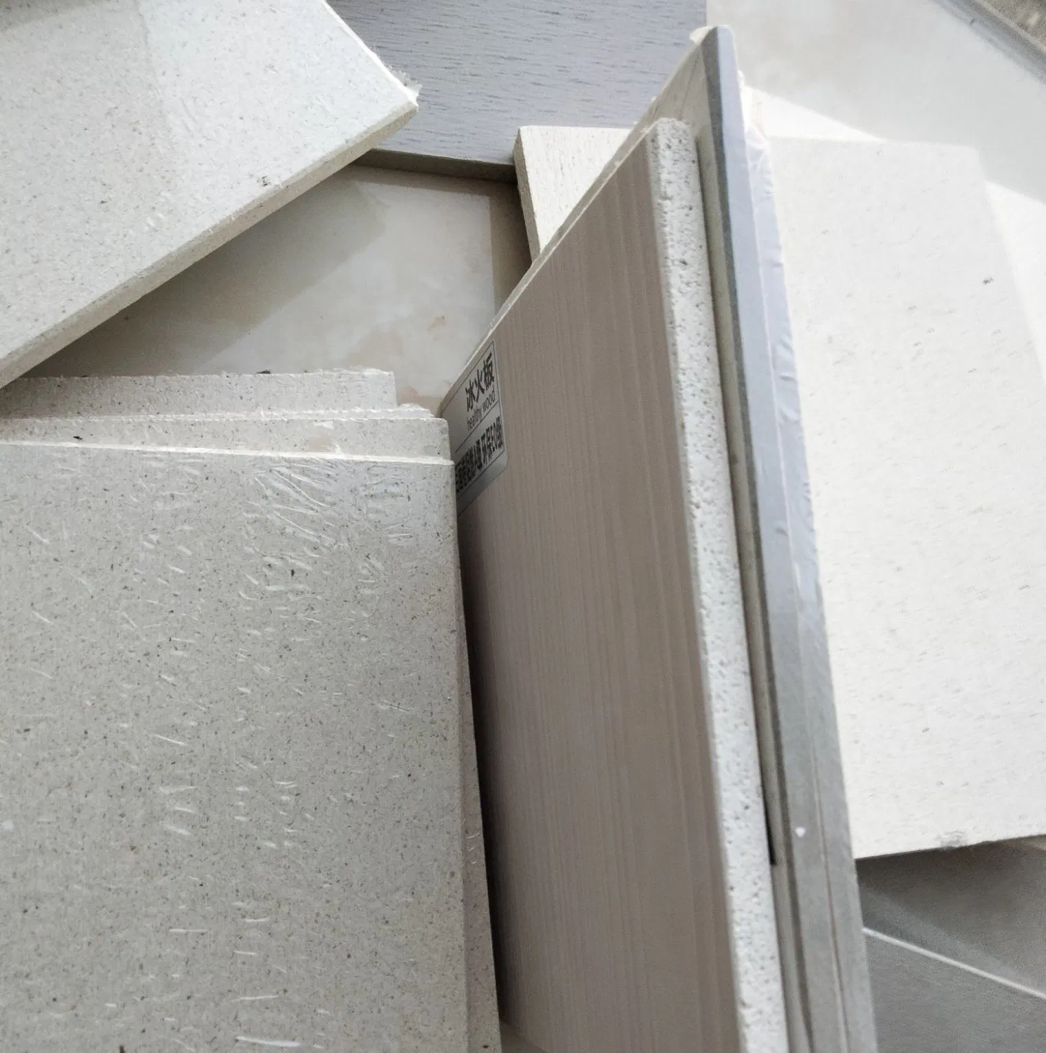 New Design Changyuan Wholdsale Decorative Material Panel Interior Facade Calcium Silicate Board Fiber Cement Roofing Sheet MGO Board