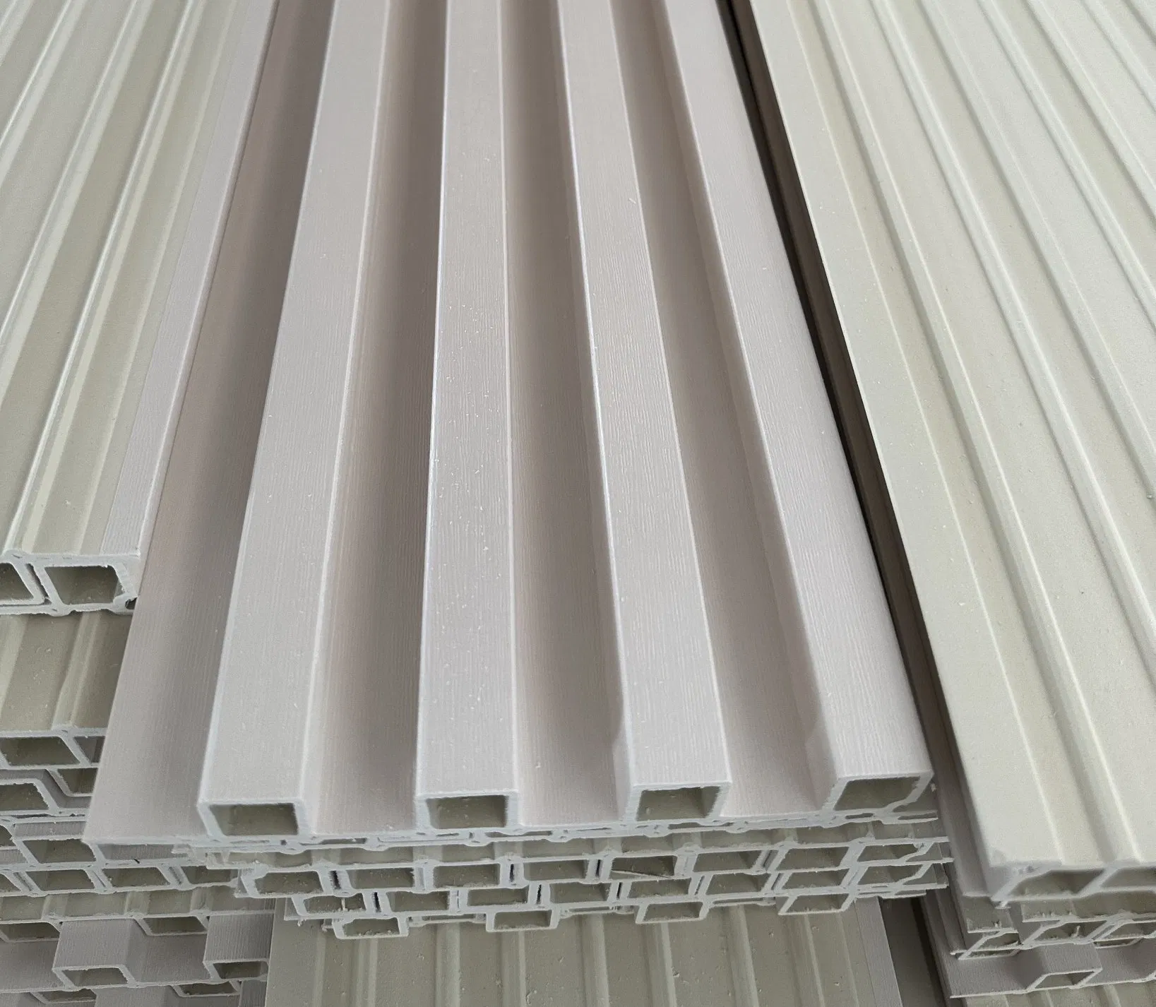 Popular Laminated WPC Fluted Wall Panel Interior Decoration for House