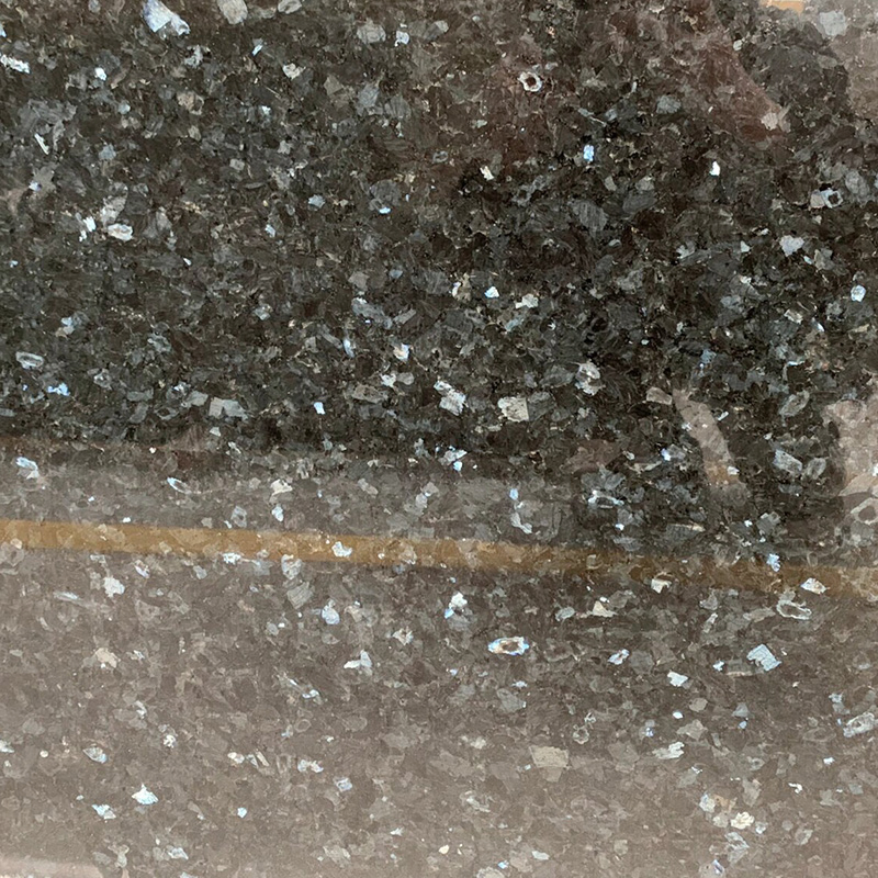 Emerald Pearl Granite Slab for Kitchen Countertop