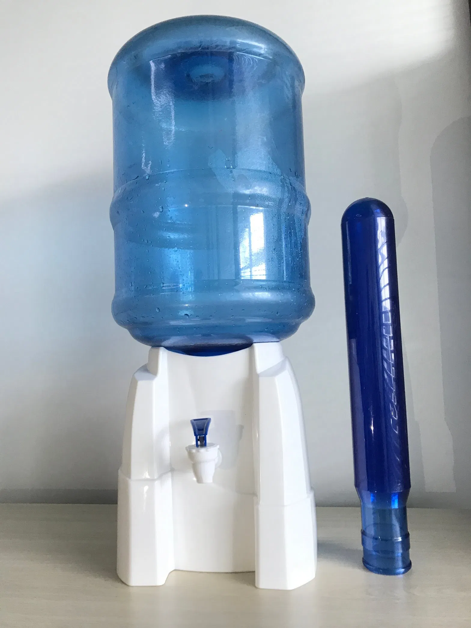 10L/18.9L/19L/20L Bottle Water Non-Electric Cooling Mini Water Dispenser