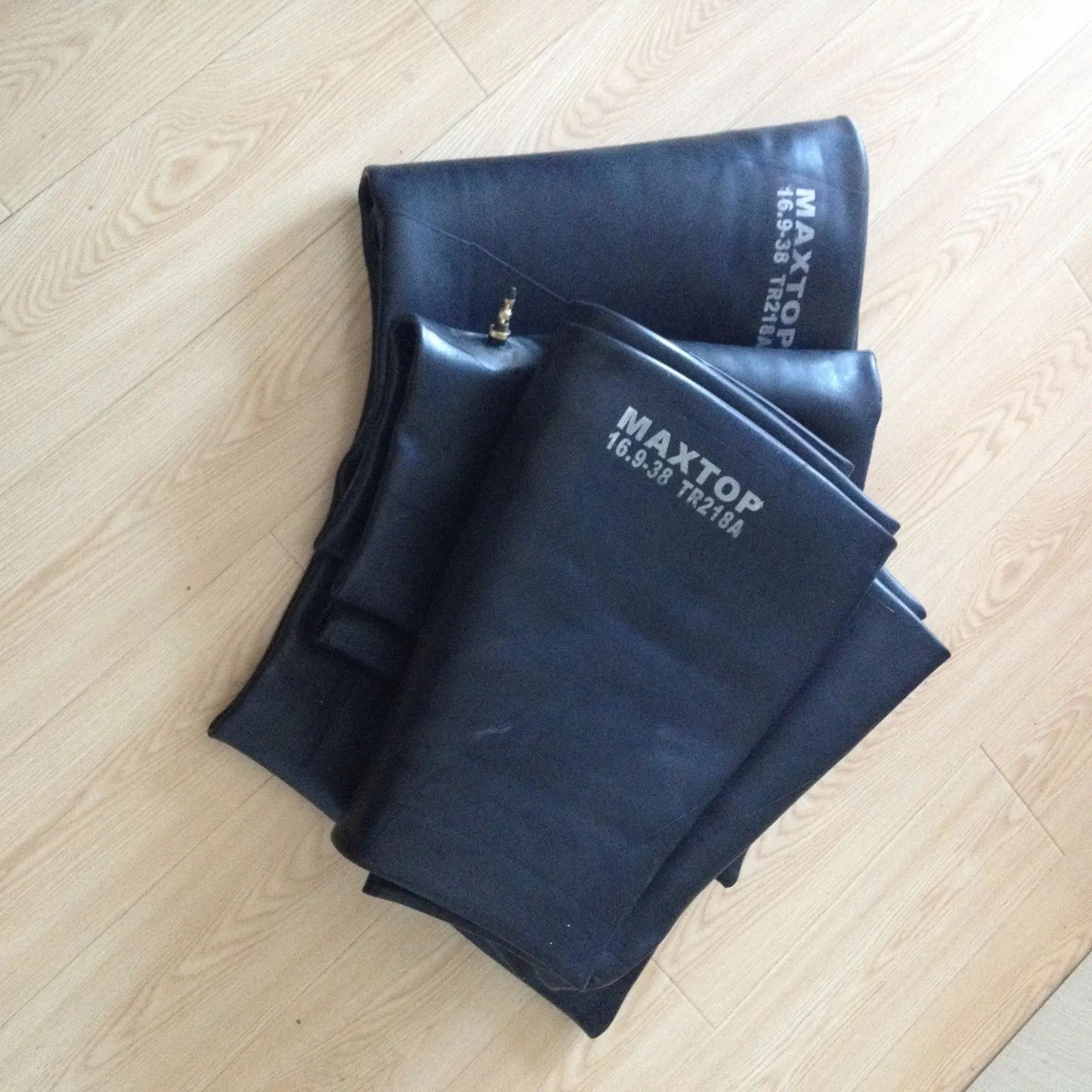 Внутренняя камера для сельскохозяйственной шины (11.2-24, 12.4-28)