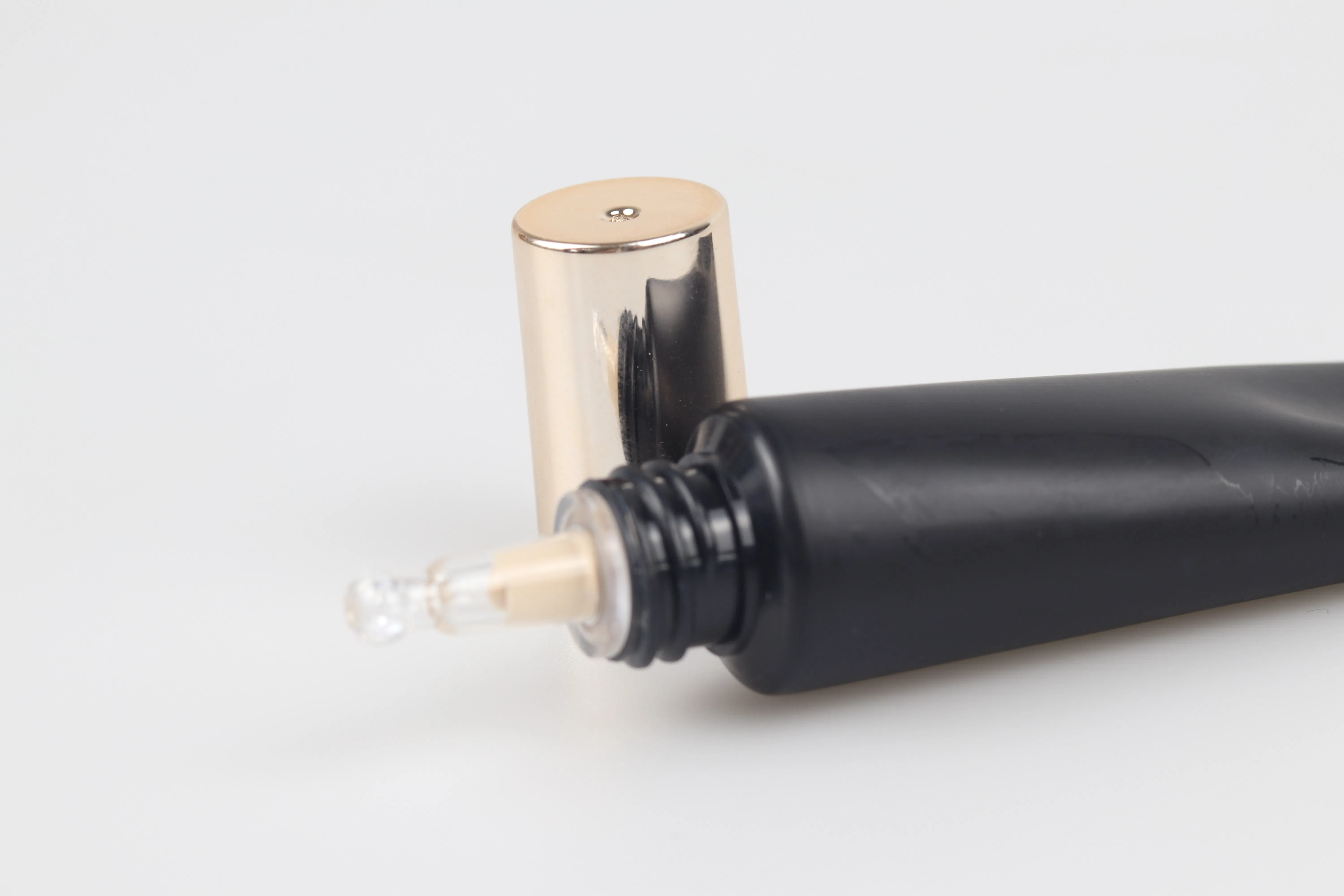 All-Day Wear Perfect Eye Makeup Concealer Base for Flawless Skin