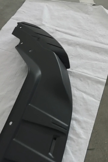 Высококачественная решетка для нижней части переднего бампера Haval Jolion 2024