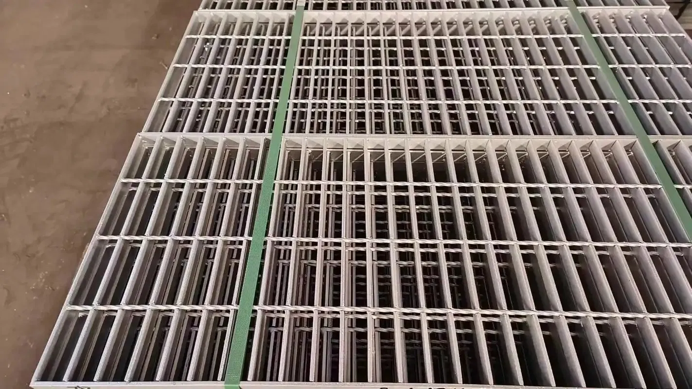 Stainless Steel Grating, Concrete Groove, SS304 Grating, Bathroom Floor Drain, Wedge-Shaped Mesh Grating