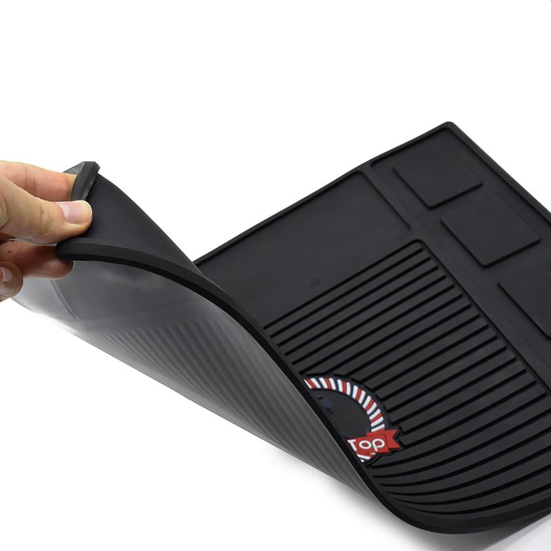 Anti-Skid Magnetic Silicone Pad for Barber Tools Display Tool Pad