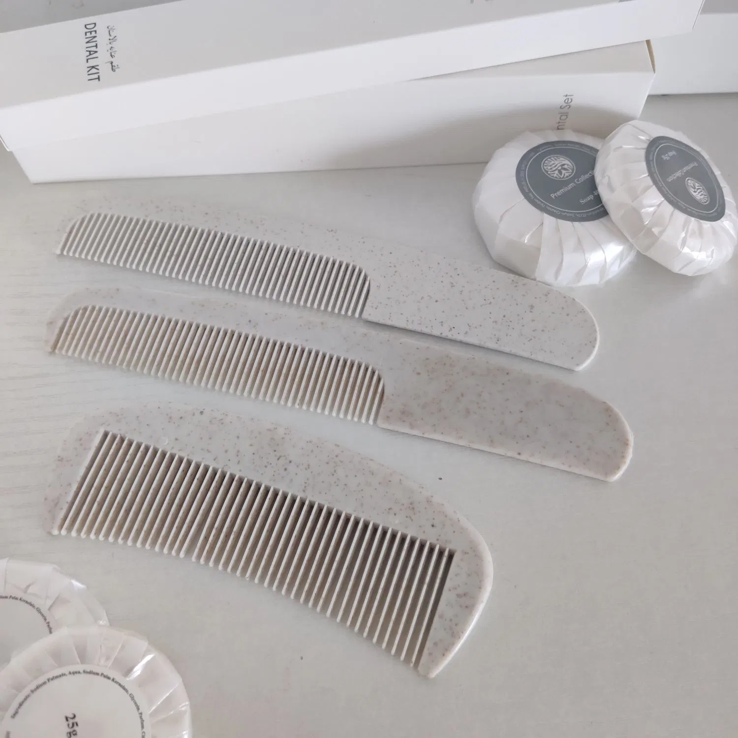 Corn Starch Handie Toothbrush Kit Disposable Comb for Hotel Comb