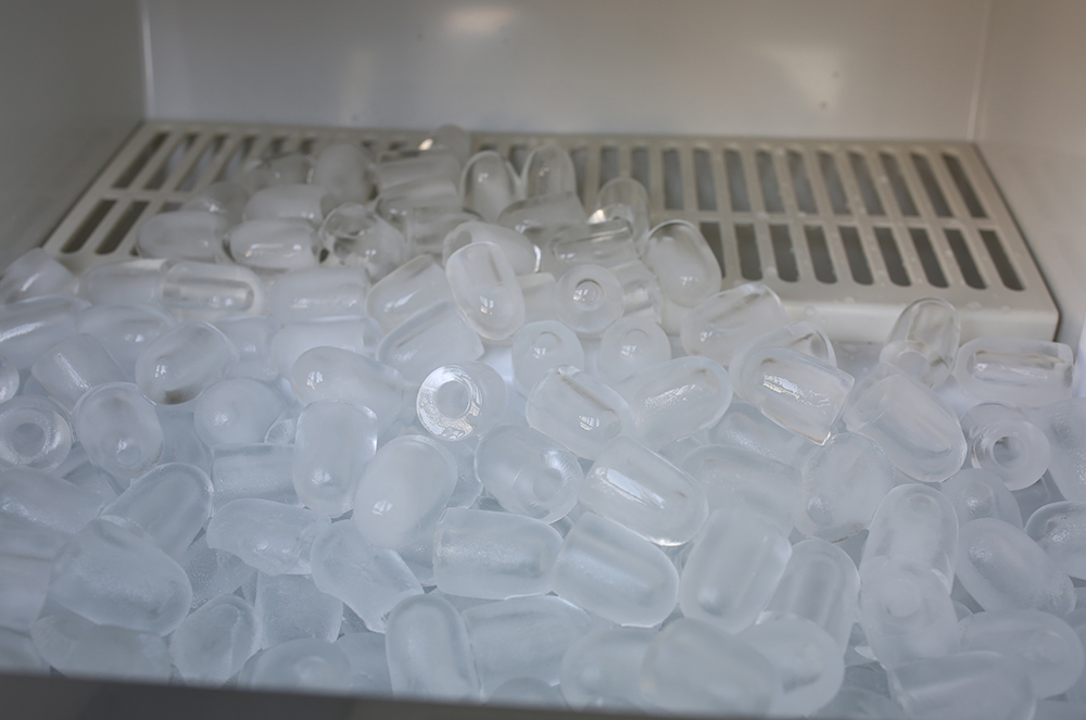 Ice Maker Machine Produces Slow Melt Crystal Clear Ice Cubes