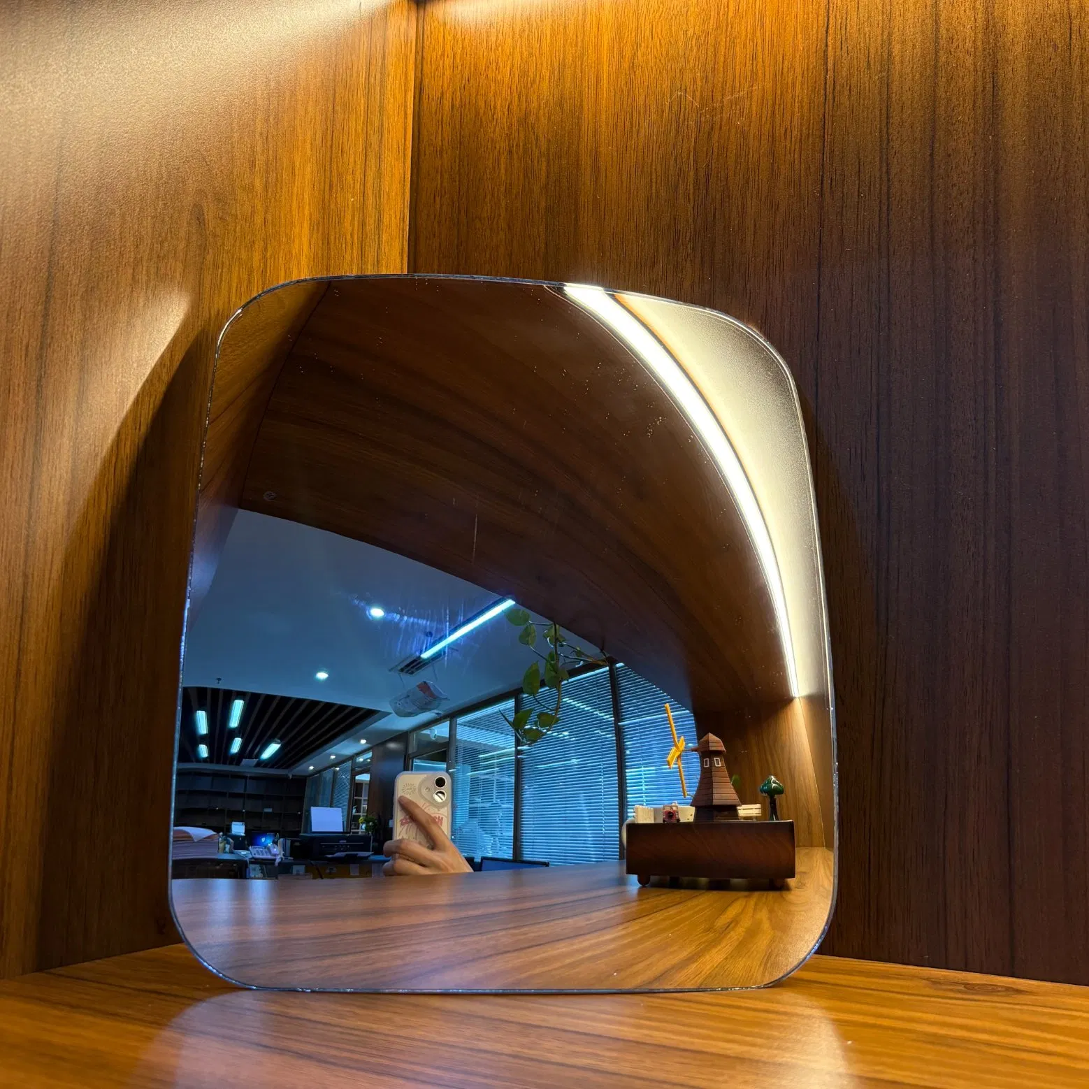 1.7mm, 1.8mm, 2.0mm Factory/Bulk Aluminium/Chrome Convex Mirror for Car