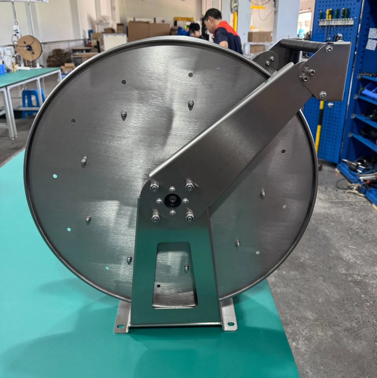 G1 Inlet and Outlet 20m Stainless Steel Spring Hose Reel