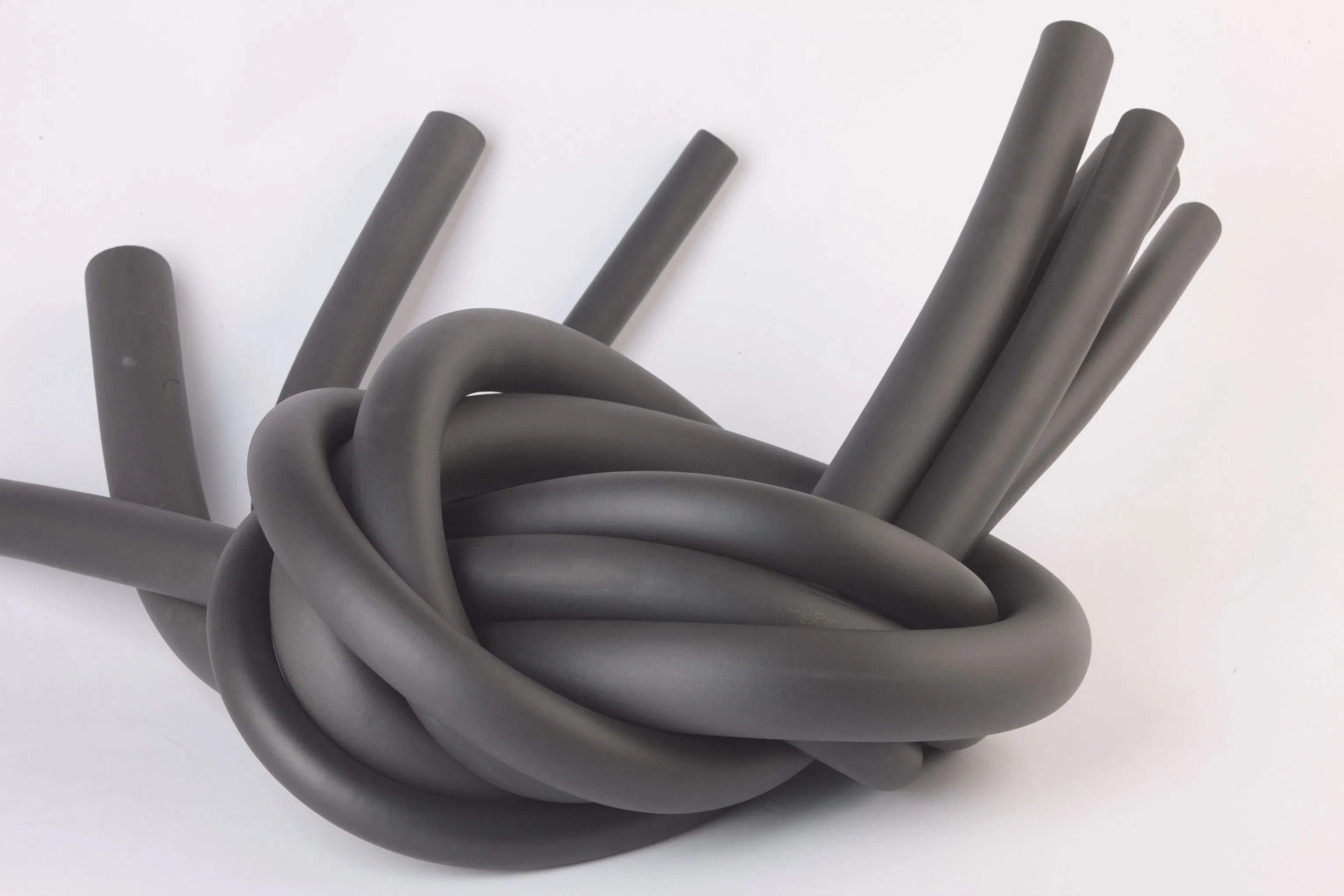 Black PVC/NBR Rubber Plastic Insulation Foam Pipe with RoHS