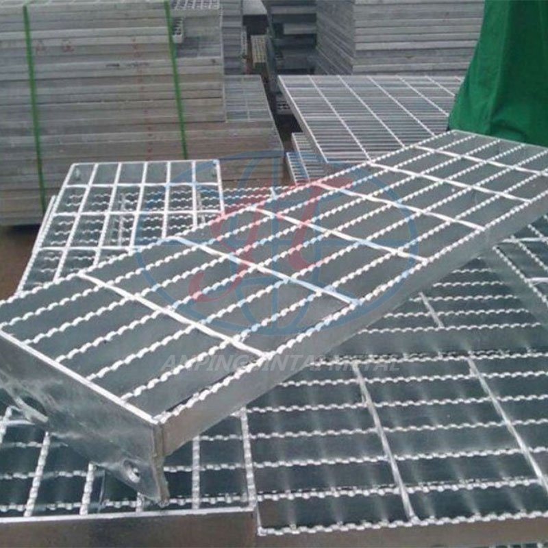 Building Construction Site Steel Grating Corrosion-Resistant Stair Tread Steel Grating