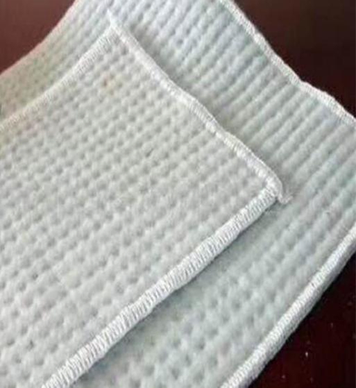 4800G/M2 Geosynthetic Clay Liner (GCL) Blanket for Construction in Thailand