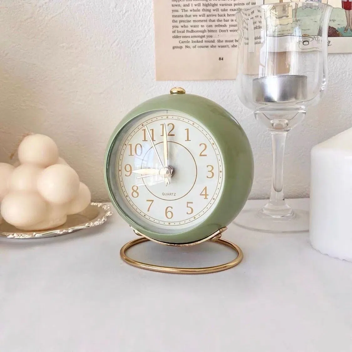 Small Table Clocks, Classic Non-Ticking Tabletop Alarm Clock