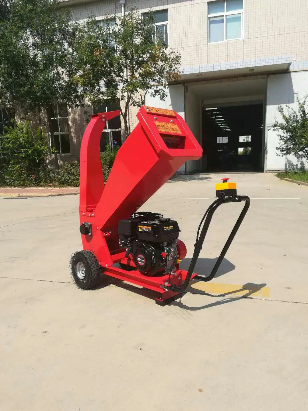 GS1500 Forestry Machinery 4 Strokes Engine Petrol Wood Chipper Shredder for Branch