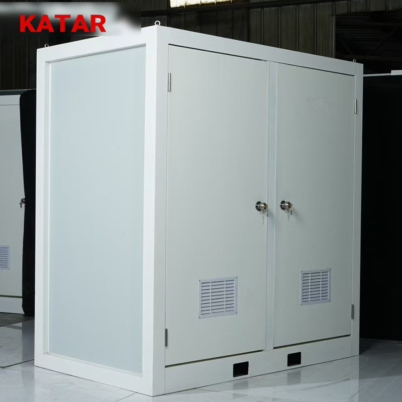 Outdoor Street-Smart Mobile Restroom / Portable Chemical Toilet / Bathroom Unit