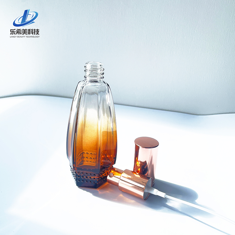 60ml Glass Perfume Bottle Empty Bottle Cosmetic Packaging with Spray Pump Made of Plastic High Quality Customized Container